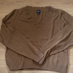 GAP Tan V-Neck Sweater